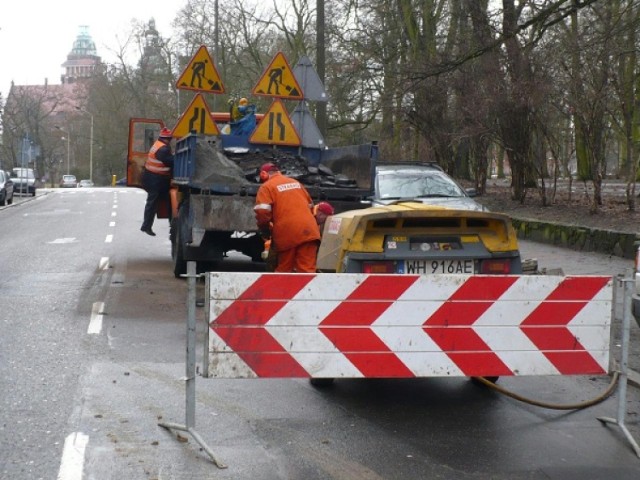 Zobacz, gdzie w poniedziałek, 17 marca drogowcy będą łatać ...