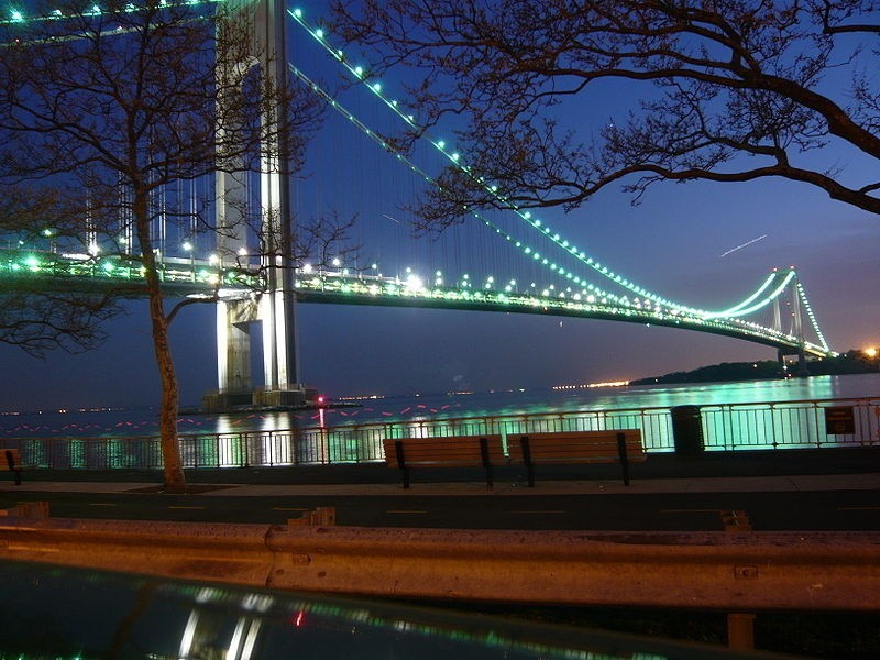 Most Verrazano-Narrows w Nowym Jorku (USA)...