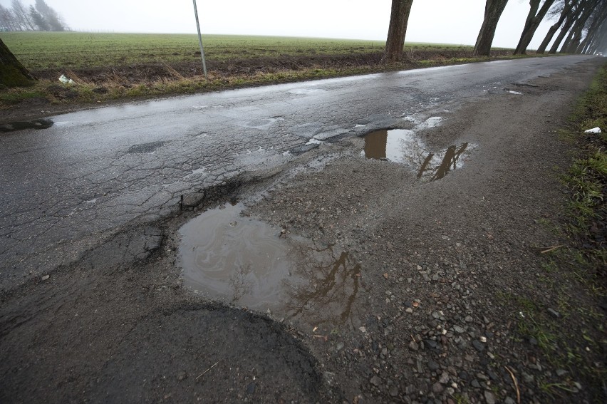 Przebudowa drogi Karwice - Smardzewo. Umowa podpisana