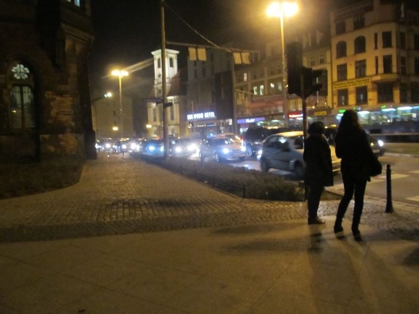 Wrocław: Wieczór i noc z gęstą mgłą