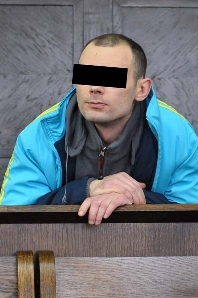 Z udziałem tłumacza języka migowego zaczął się w poniedziałek w łódzkim Sądzie Okręgowym proces 31-letniego głuchoniemego Tomasza R. z Kutna, któremu prokuratura zarzuciła zabicie ojca Jana.
