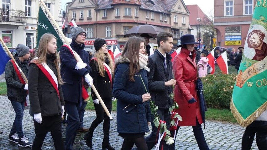 Oborniczanie czczą setną rocznicę powrotu polski na mapę świata