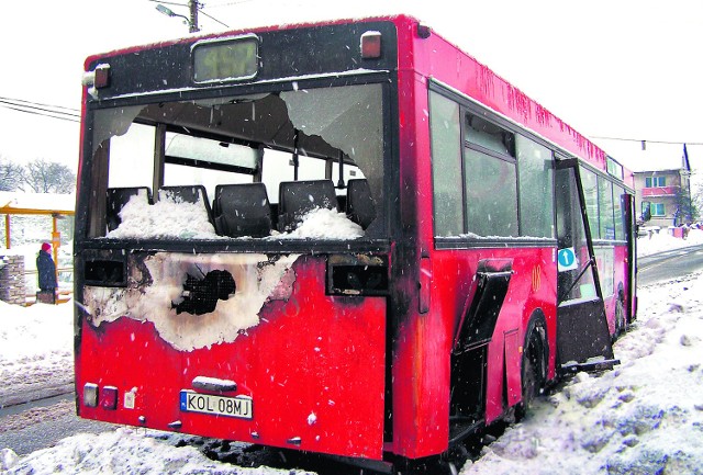 Autobus spalił się na drodze w Niesułowicach. Pasażerowie mają dość jazdy w zdezelowanych gruchotach