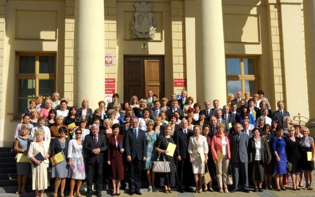 Nowi dyrektorzy lubelskich szkół. Prezydent Żuk wręczył nominacje