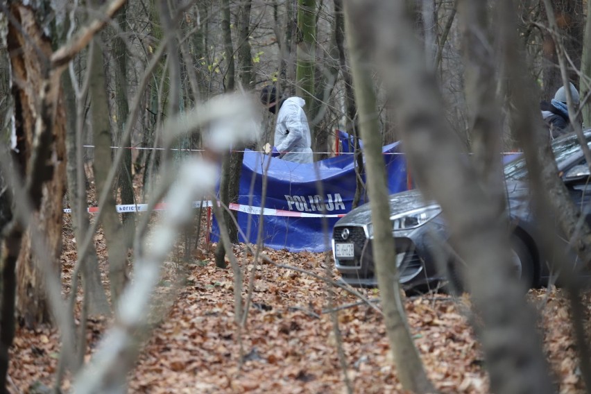 Tajemnicze morderstwo w parku na Zdrowiu. W nocy z piątku na...