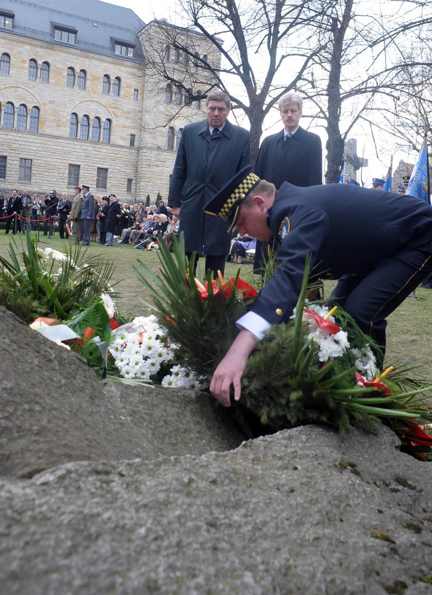 Poznań: Uczcili pamięć zamordowanych. Zobacz zdjęcia