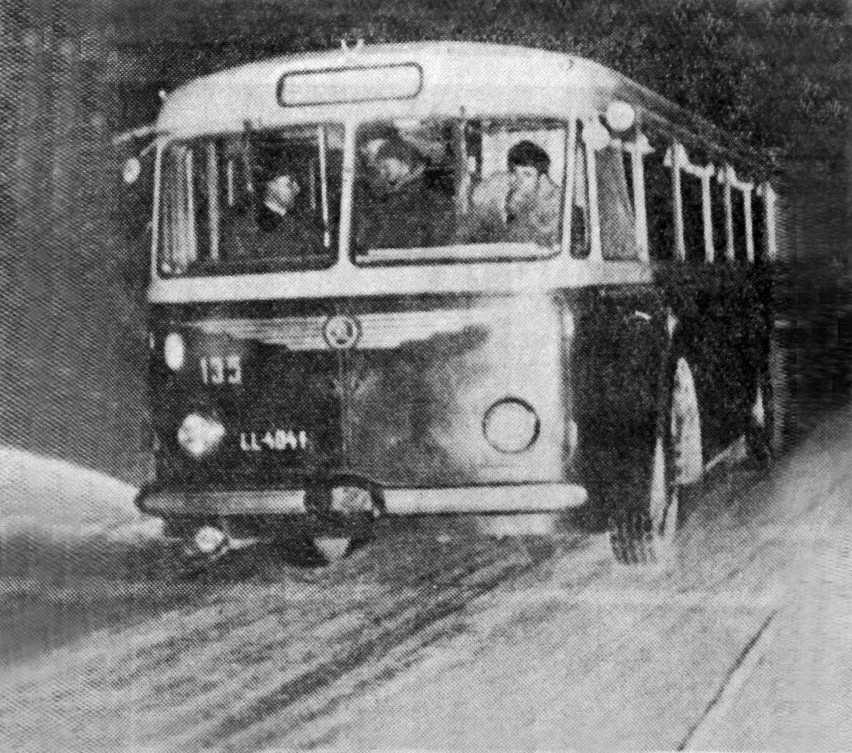 1961 Trolejbus skoda linii nr „17” w Abramowicach, na...