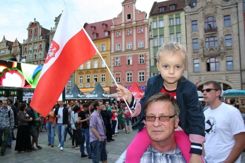 Cały Wrocław kibicuje. Pokaż się biało - czerwonym! (NAGRODY)