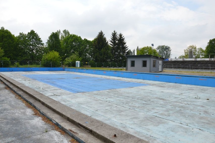 Rusza budowa niesamowitych basenów w Ostrowcu (WIDEO, zdjęcia)