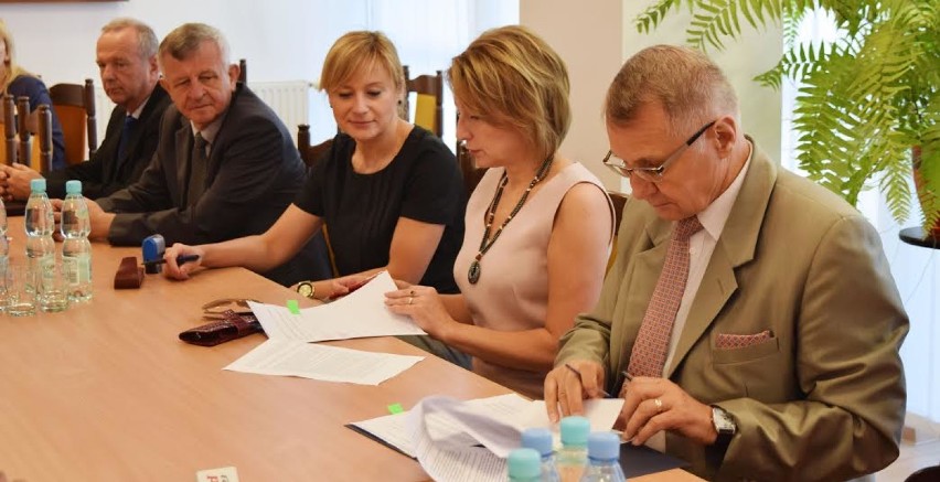 MZK Puławy. Zawarcie porozumienia pomiędzy gminą Miasto Puławy a gminą Miasto Dęblin
