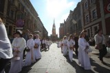 Boże Ciało w Katowicach: Procesja przeszła ulicami miasta [ZDJĘCIA i WIDEO]