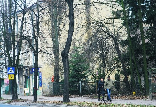 Ulica Długosza od strony Ogrodu Saskiego