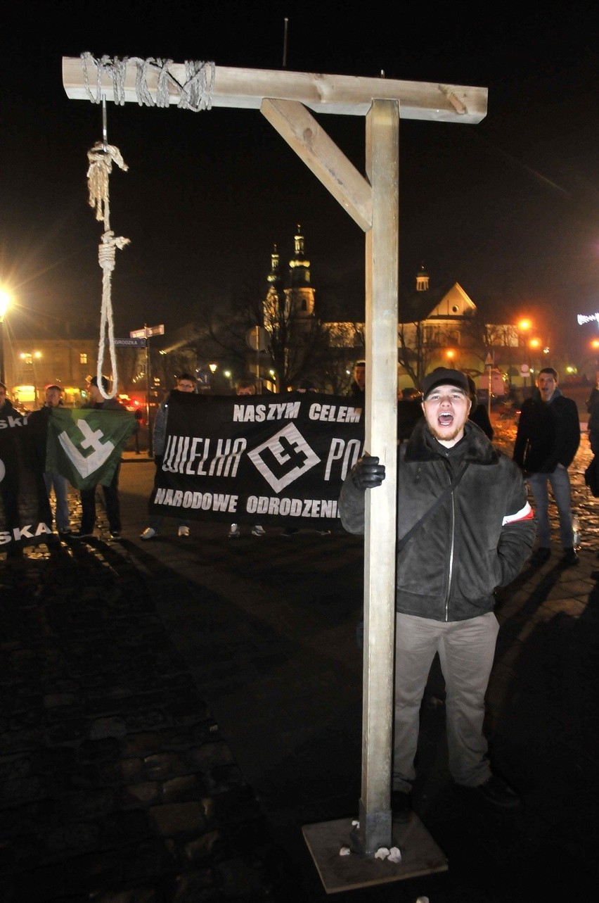 Manifestacja NOP w Krakowie [ZDJĘCIA]