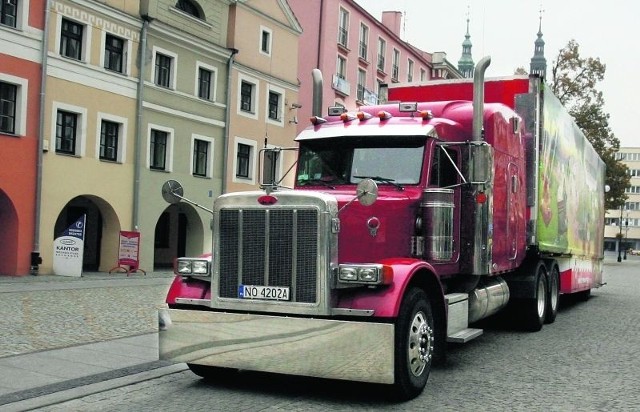 Zgodę na wjazd 15-tonowej ciężarówki musiała wcześniej uzyskać także Telewizja Polska