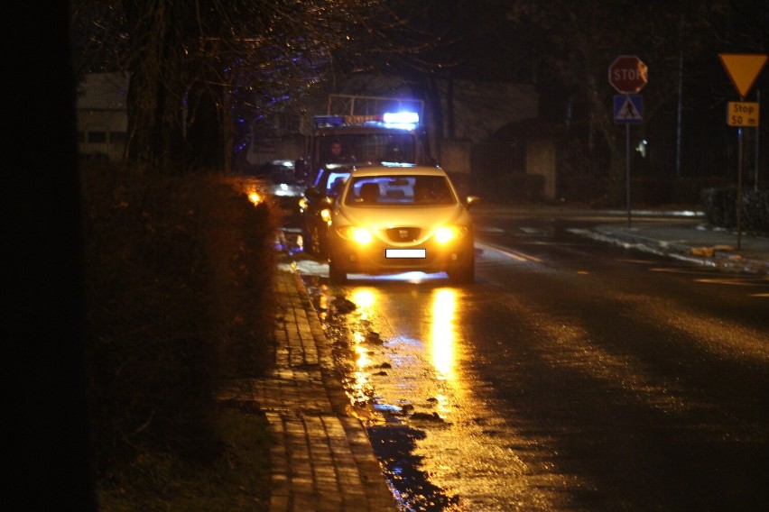 52-latka przechodząca przez pasy potrącona na ul. Traugutta w Wieluniu