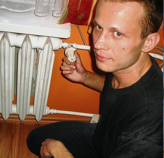 Marcin Sikorowski z  Kęt zastanawia się czy od teraz będzie go stać na ogrzanie mieszkania