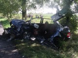 Wypadek na drodze w Jaranowie. Kierowca zmarł w drodze do szpitala
