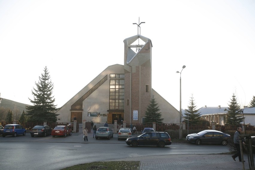 Pedofil napadł ośmiolatki w kościelnej toalecie w Sosnowcu