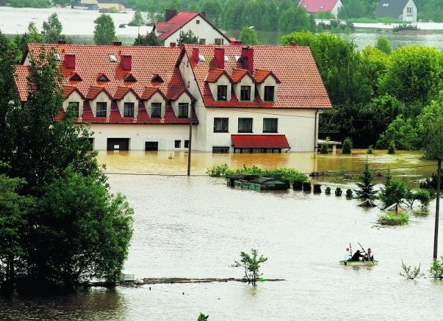 Na Dolnym Śląsku pod wodą znalazło się kilkaset domów. Na zdjęciu Jelcz-Laskowice