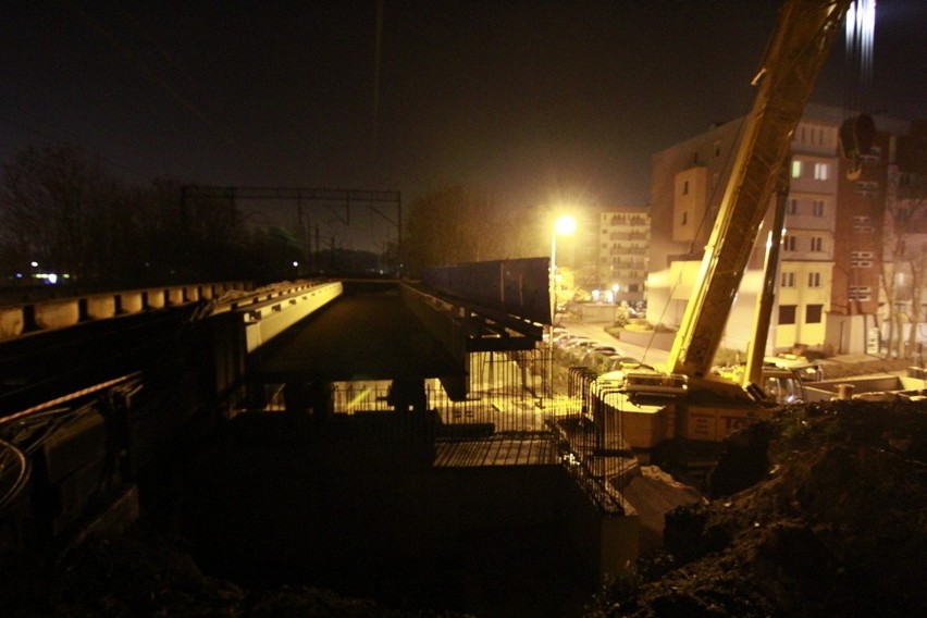 Remontowali wiadukt na Strzegomskiej pod linię Wrocław - Poznań (ZDJĘCIA)