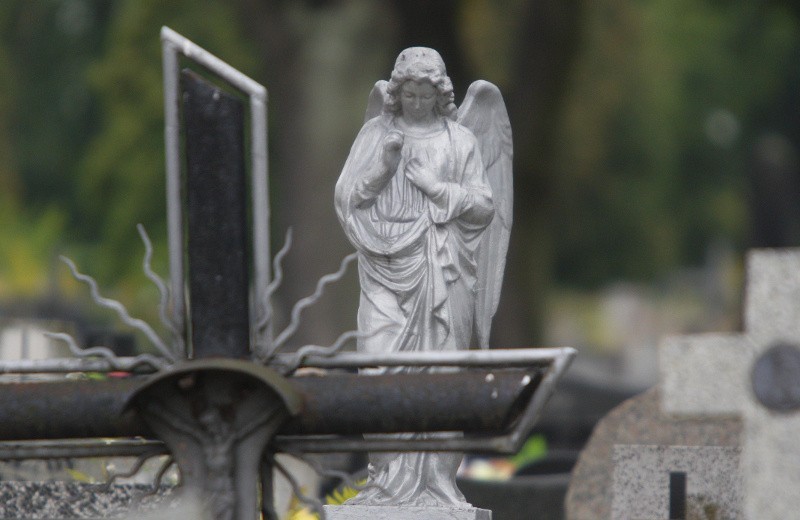 Wałbrzych: Kara grzywny za monopol na cmentarzu parafialnym