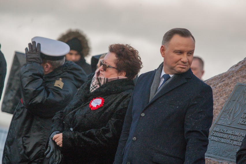 Zaślubiny Polski z morzem (2020): Prezydent Andrzej Duda wygwizdany w porcie w Pucku