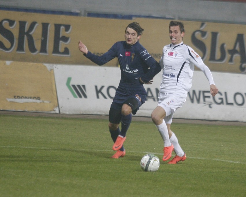 Górnik Zabrze - Pogoń Szczecin 0:0 [ZDJĘCIA]. Najlepsze były hot-dogi