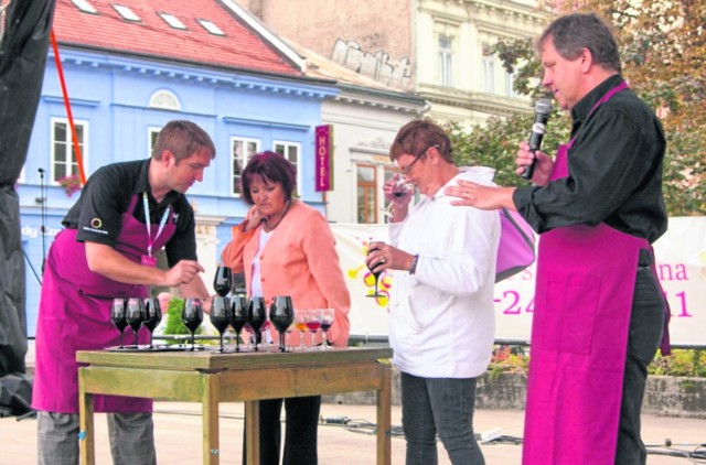 Jesienią odbywają się festiwale winobrania i wina. Najbliższe  jużza tydzień w słowackich Koszycach.  Może warto tam zajrzeć?