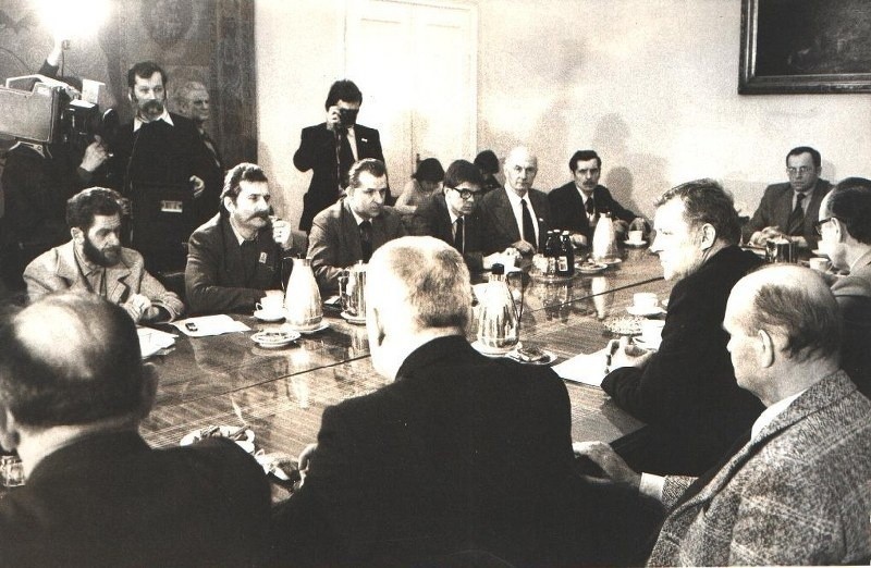 25 marca 1981. Rozmowy między Solidarnością a Komitetem Rady...