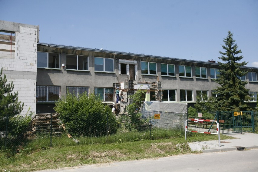 Przebudowa szkoły podstawowej w Zendku