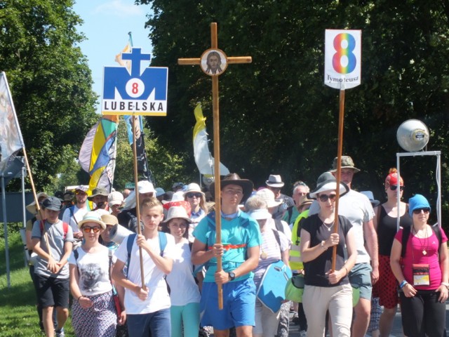 Pielgrzymi w powiecie kraśnickim