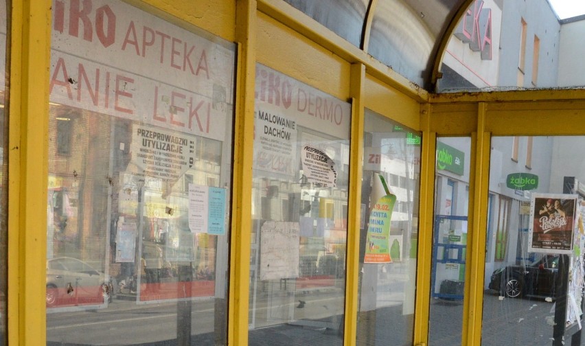 Stop reklamom na przystankach w Olkuszu. Straż Miejska zacznie karać za oklejanie wiat