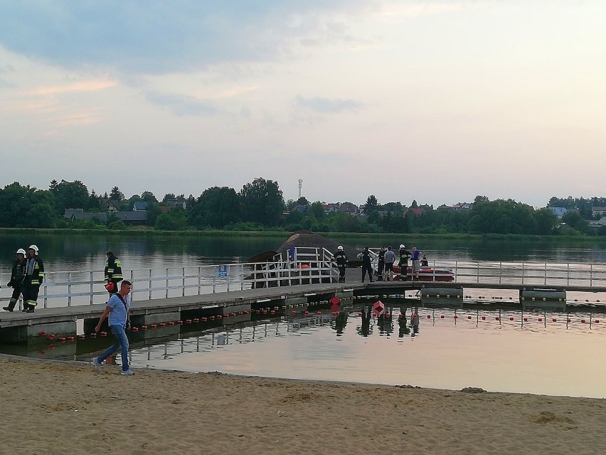 Molo w Siemiatyczach zostało zniszczone przez kilkunastu...