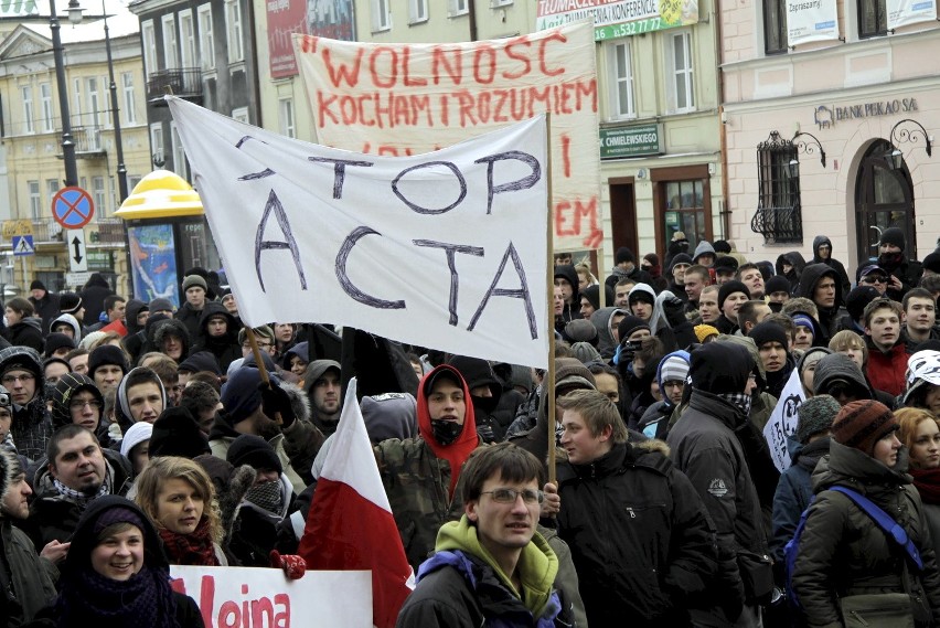 Protest przeciwko ACTA w Lublinie (ZDJĘCIA, WIDEO)