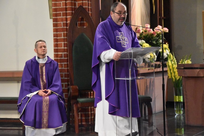 W Kartuzach i w kaliskim lesie odbyły się uroczystości upamiętniające ofiary II wojny światowej ZDJĘCIA