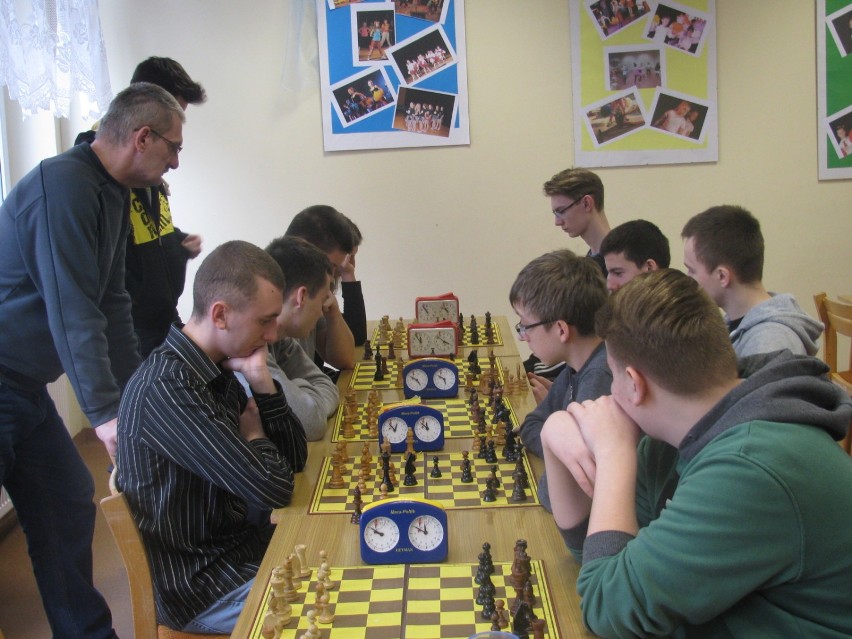 Drugi dzień turnieju szachowego w Złotowie