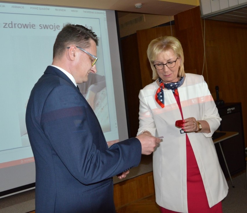 Michał Schroder otrzymał odznakę honorową "Za zasługi dla Ochrony Zdrowia"