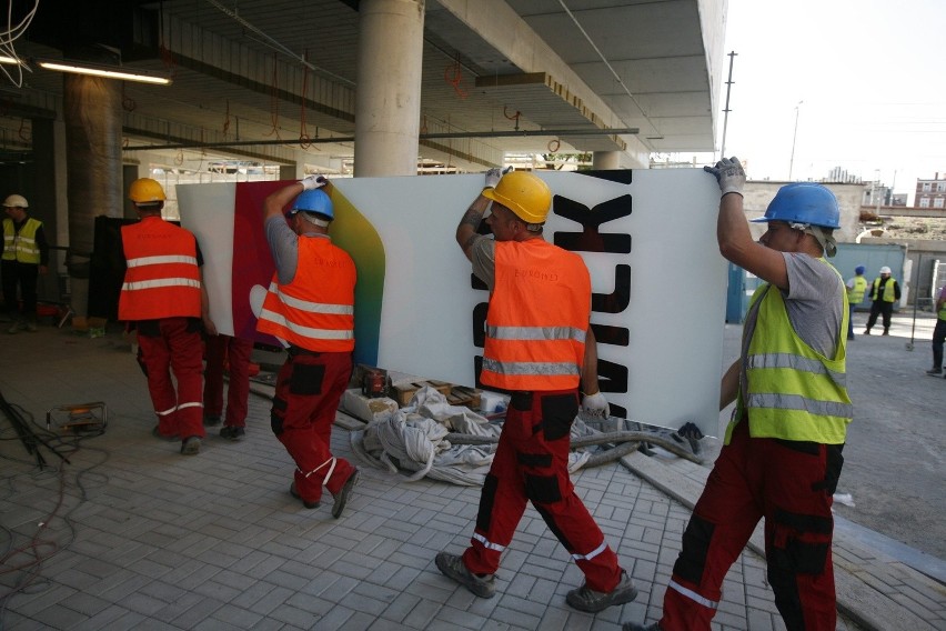 Katowice: Budowa dworca i Galerii Katowickiej. Wkrótce otwarcie! [ZDJĘCIA i WIDEO]