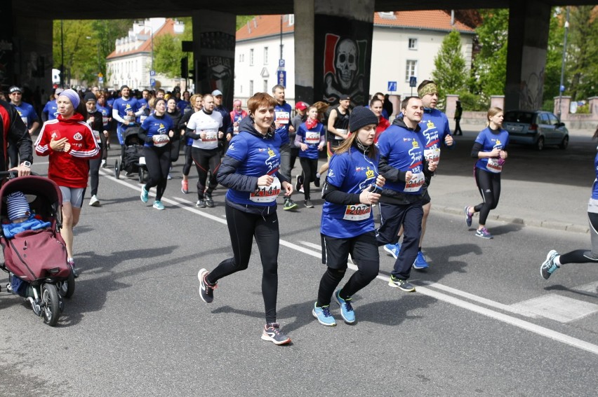 Bieg Konstytucji 3 Maja 2019, Warszawa. Tak 8000 biegaczy...