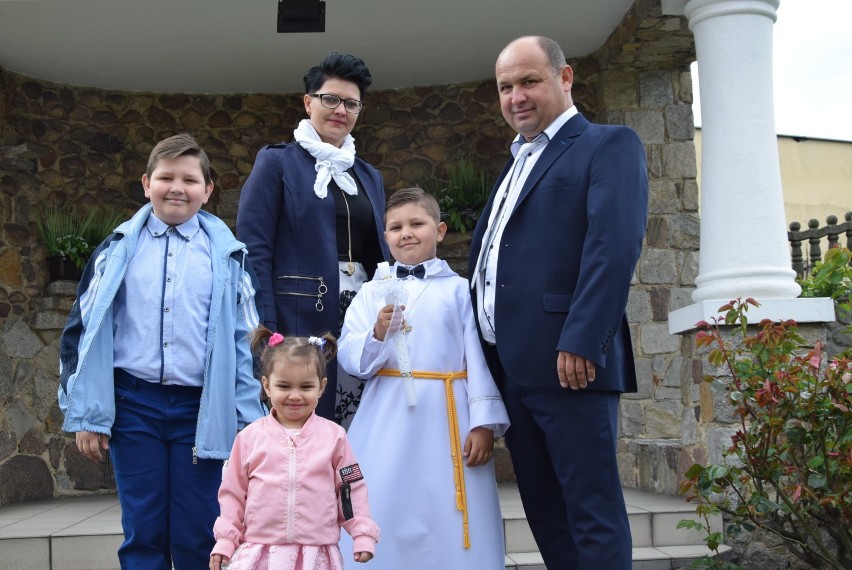 I KOMUNIA ŚWIĘTA: Piękne uroczystości w kościele pw. św. Andrzeja Boboli w Krotoszynie [ZDJĘCIA + FILM]
