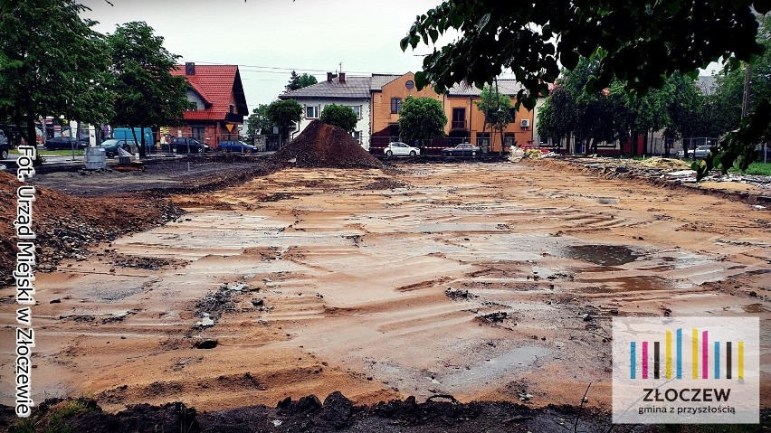 Przebudowa historycznego centrum Złoczewa. Prace idą pełną parą. Zobacz postępy prowadzonych robót ZDJĘCIA