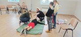 Na orliku w Sierakowicach ćwiczyli udzielanie pierwszej pomocy