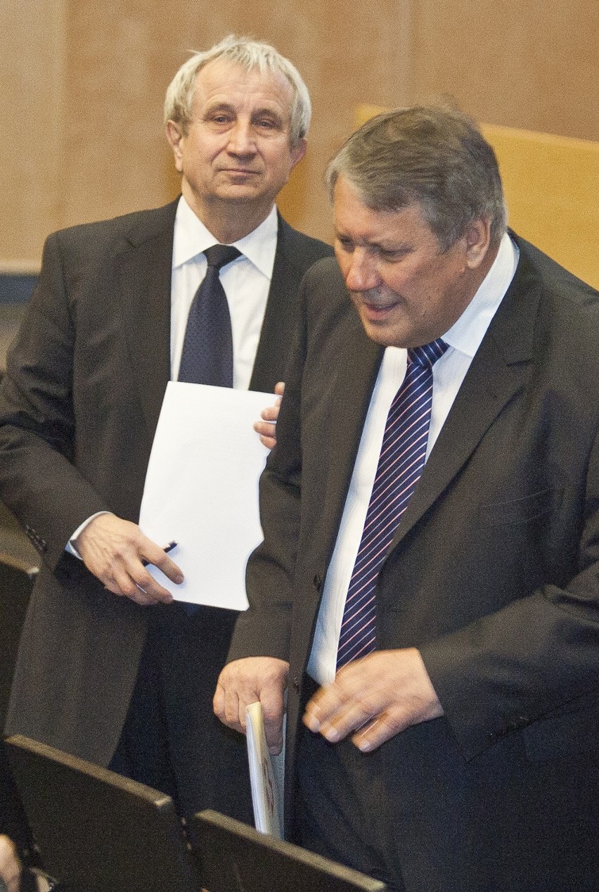 Prof. Leszek Pacholski (po lewej) i prof. Marek Bojarski (po...