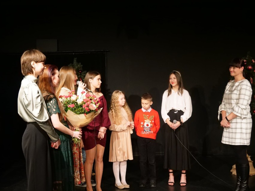 Koncert młodych artystów „Uśmiechnij się z Różewiczem" w MDK w Radomsku