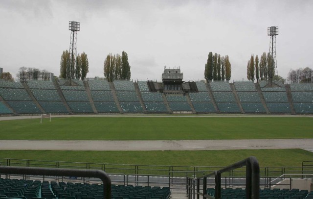 Szefowie PZPN wyraźnie zaczynają się bać widma pustych trybun Stadionu Śląskiego