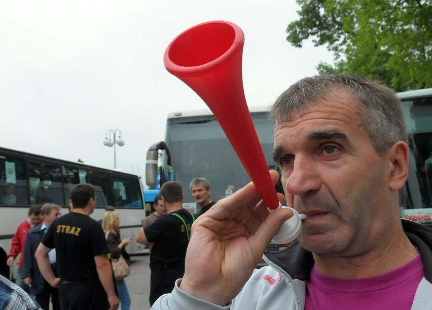 Protest Solidarności: Związkowcy pojechali do Warszawy 