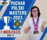 Kolejny, wielki sukces Pawła Krupińskiego z Gubina. Zdobył worek medal w Pucharze Polski Masters, rywalizując z pełnosprawnymi pływakami!