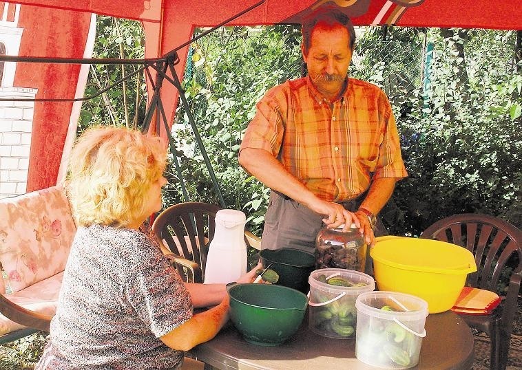 Felicja i Lech Zydorowiczowie wszystkie warzywa i owoce mają...