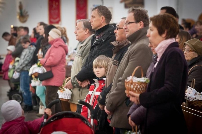 Wielka Sobota: Święcenie pokarmów (GALERIA)