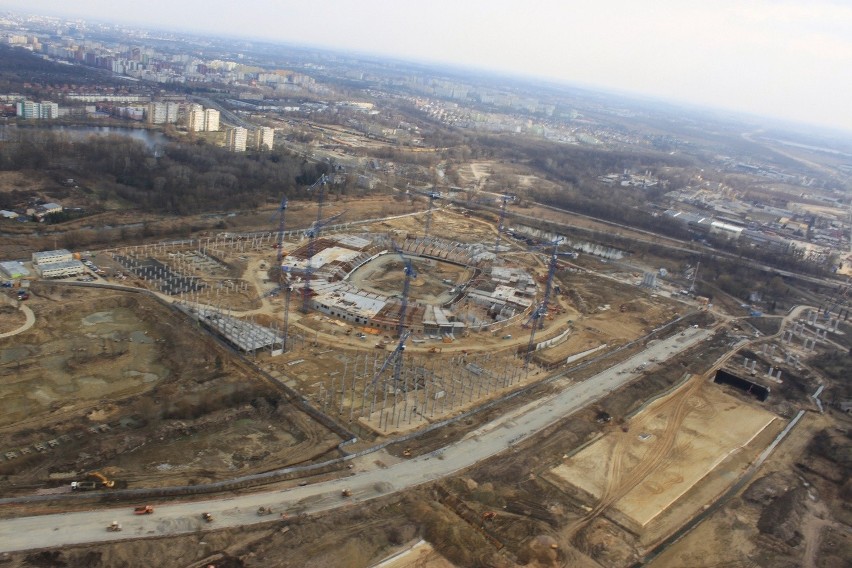 Zdjęcia z budowy stadionu na Maślicach - 26 marca 2010